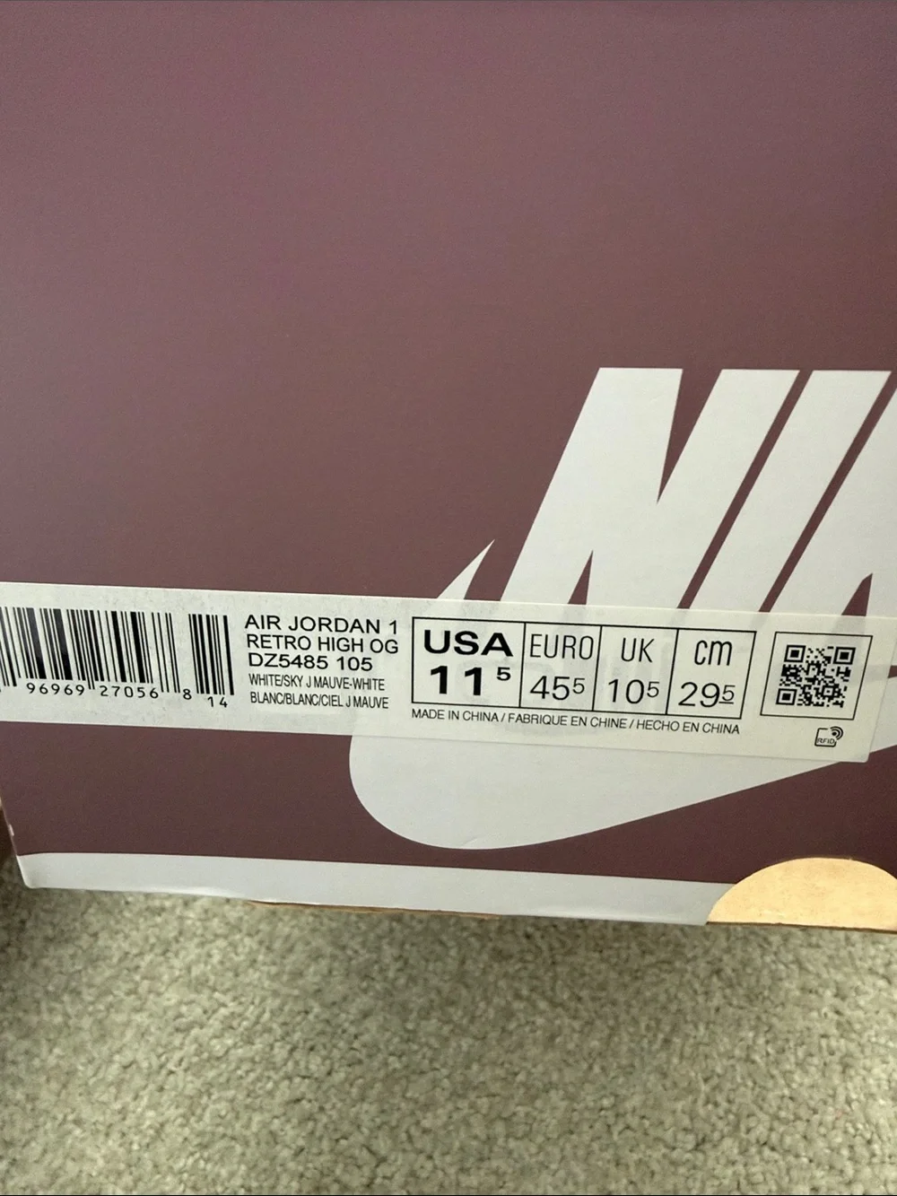 Air Jordan Retro High OG - White & Mauve